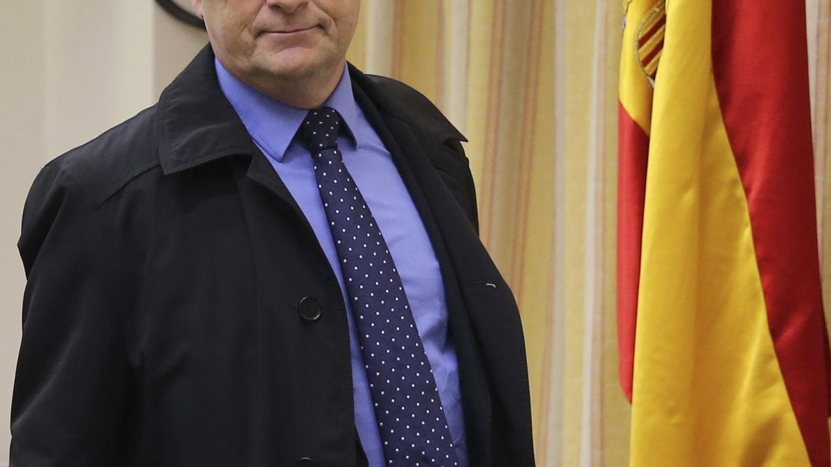 El FROB pierde otros 861 millones en 2014 por la venta de Catalunya Banc a BBVA