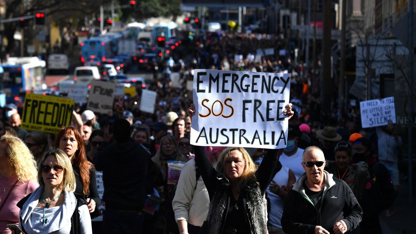 Protestas contra los confinamientos en Melbourne, Australia. (EFE)