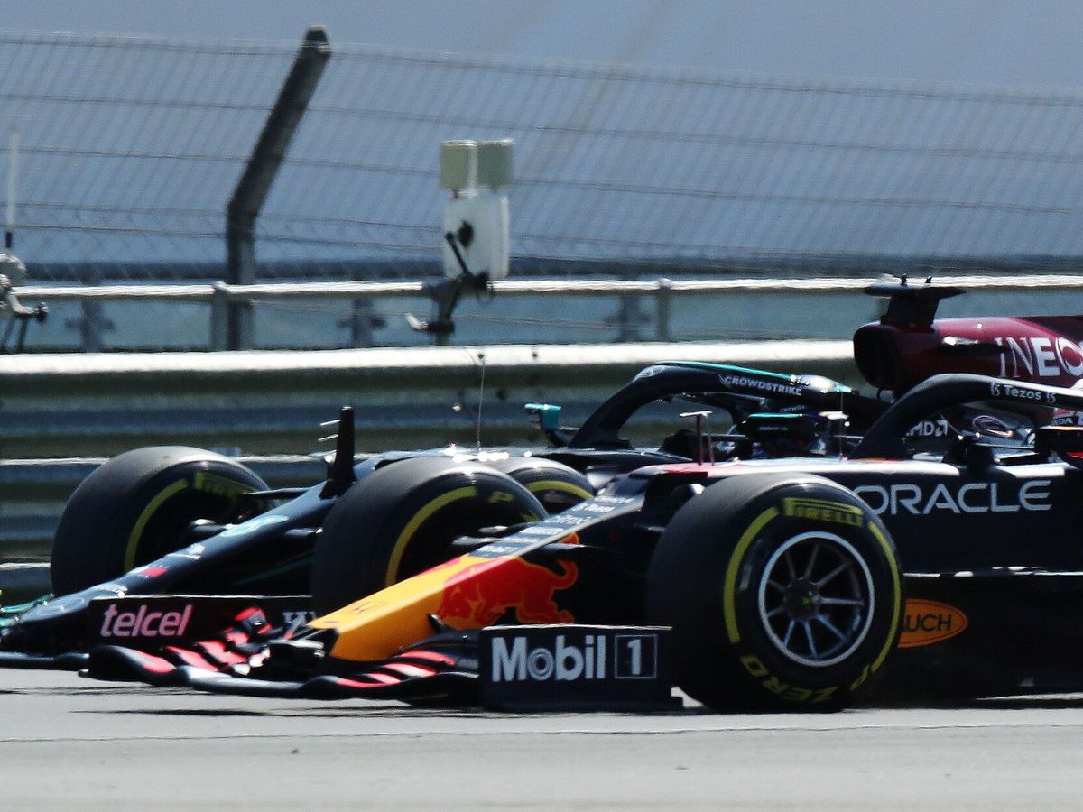 Foto: Lewis Hamilton y Max Verstappen