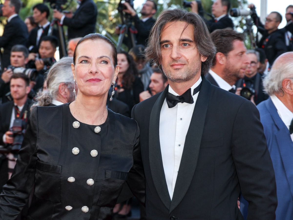 Foto: Dimitri Rassam y Carole Bouquet en el Festival de Cannes. (Gtres)
