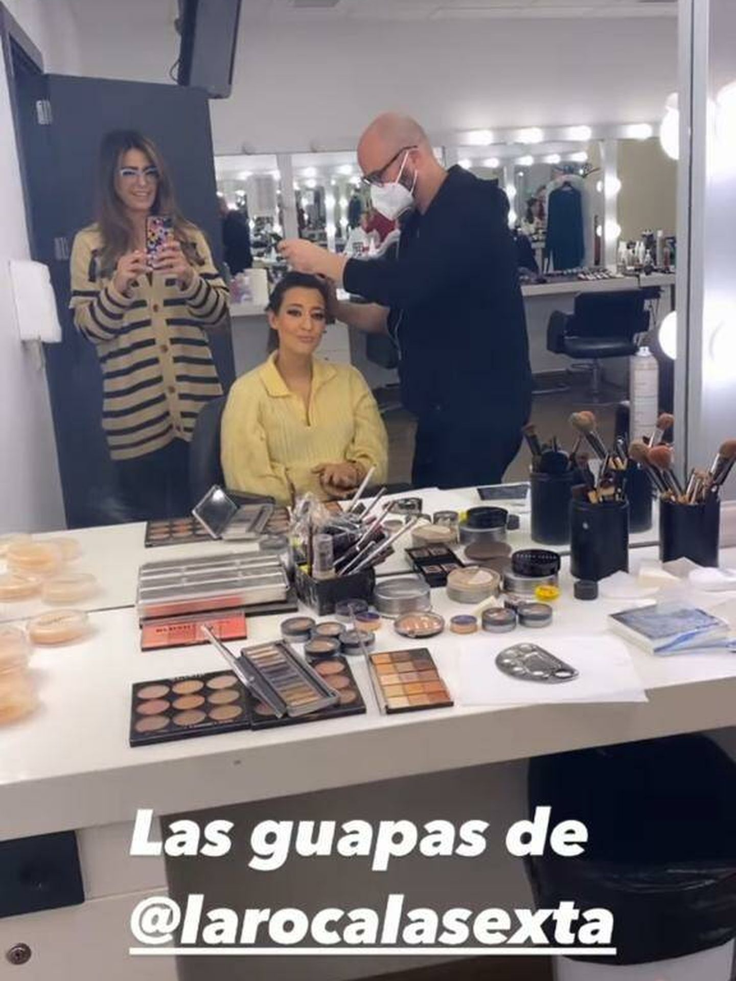 Nuria Roca con el cárdigan de Mango. (Instagram @nuriarocagranell)