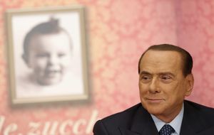 El gineceo de Berlusconi echa humo