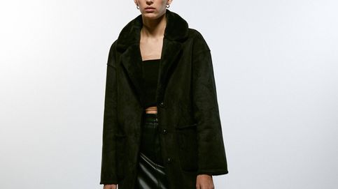 El abrigo negro, básico y clásico que llevas años buscando está en Sfera