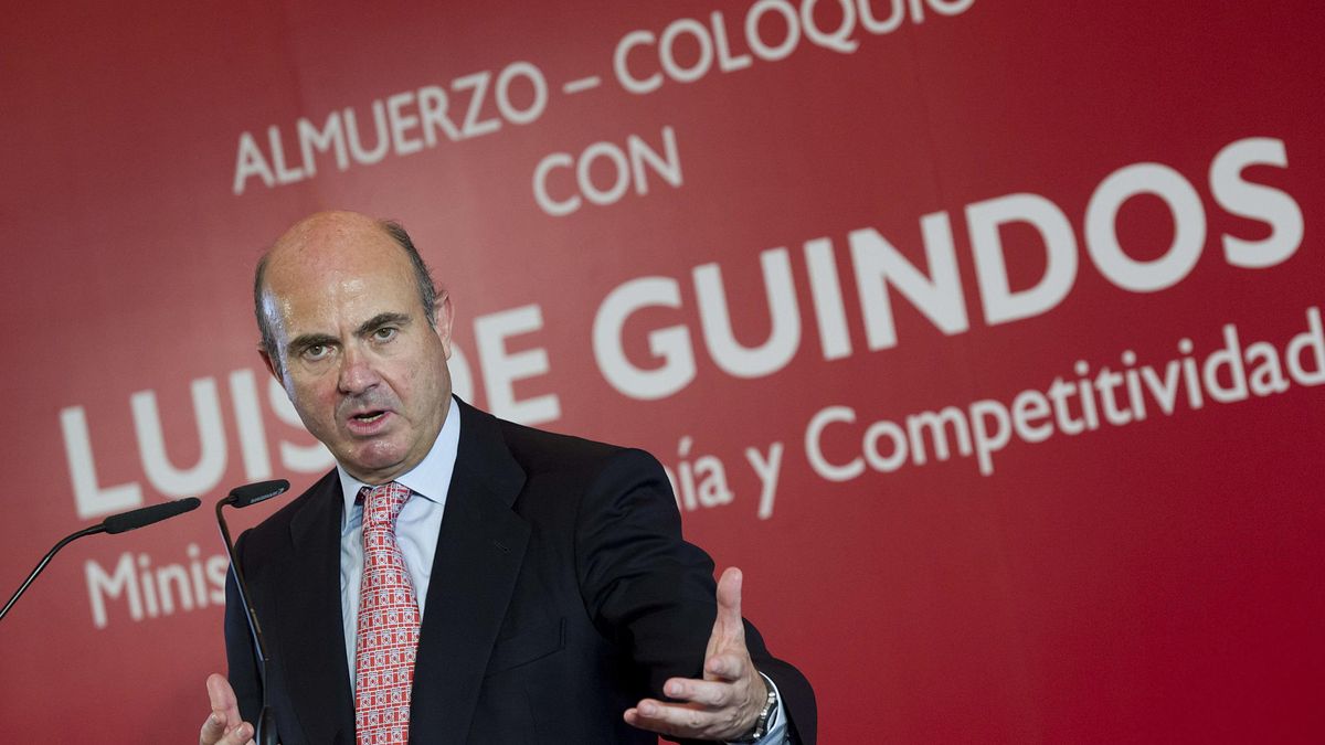 La venta de Catalunya Banc se presenta como un nuevo pulso entre Guindos y Botín
