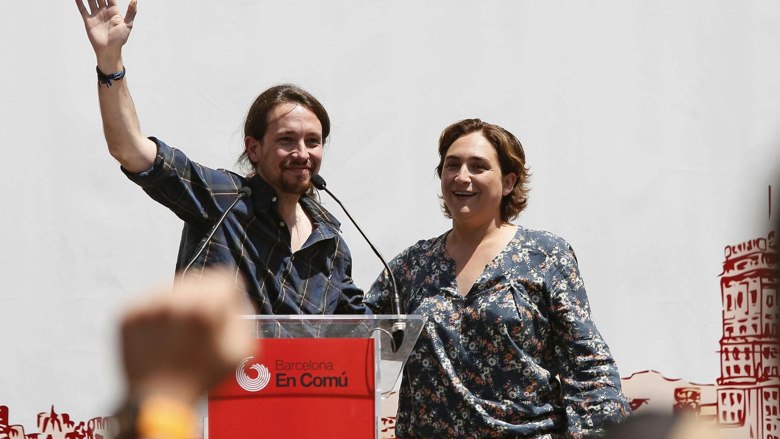 Foto: La candidata de Barcelona en Comú, Ada Colau, y el secretario general de Podemos, Pablo Iglesias. (EFE)