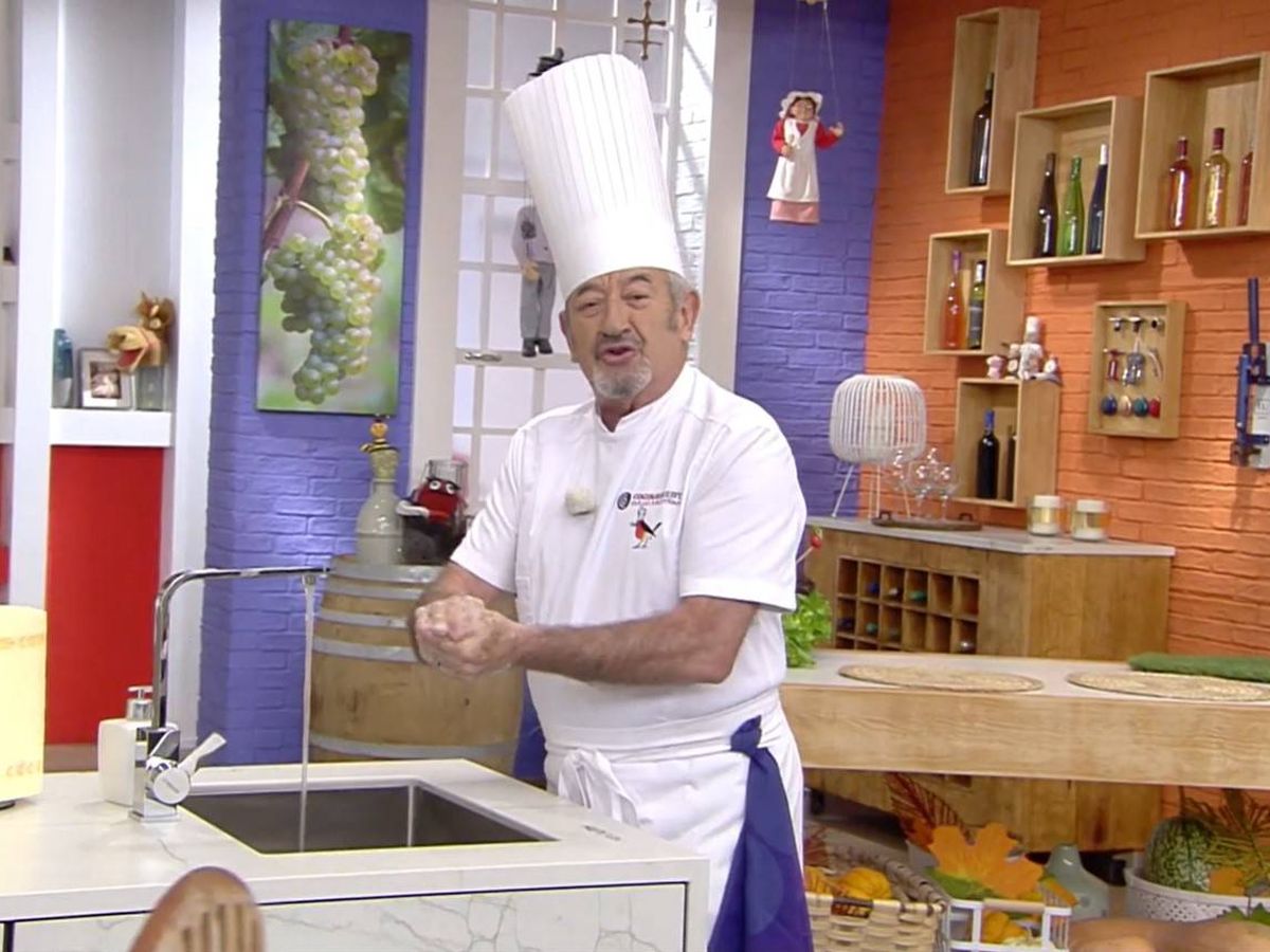 Foto: Karlos Arguiñano en su programa de Antena 3, 'Cocina abierta'. (Atresmedia)