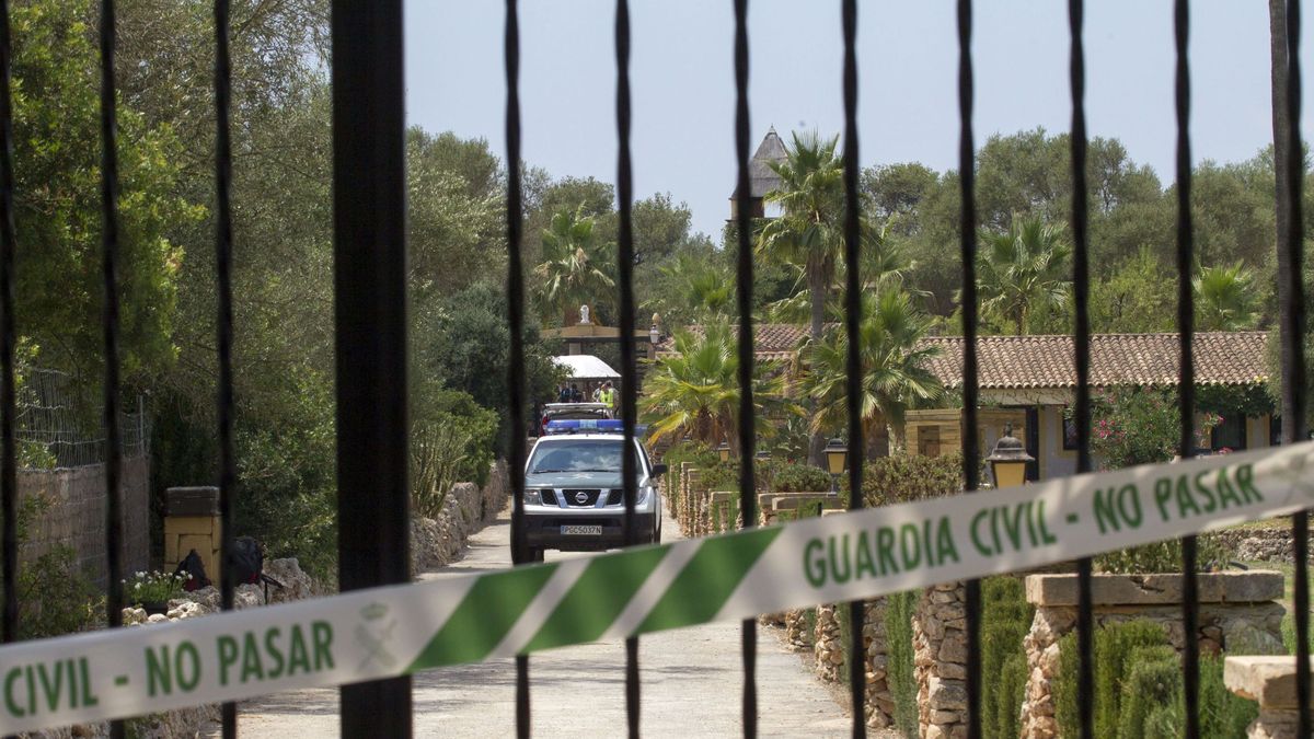 La Guardia Civil registra el club de los Ángeles del Infierno en Ibiza