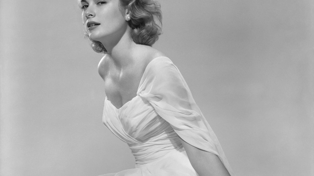 El vestido de estilo griego que Grace Kelly llevó en 1955 está ahora en H&M