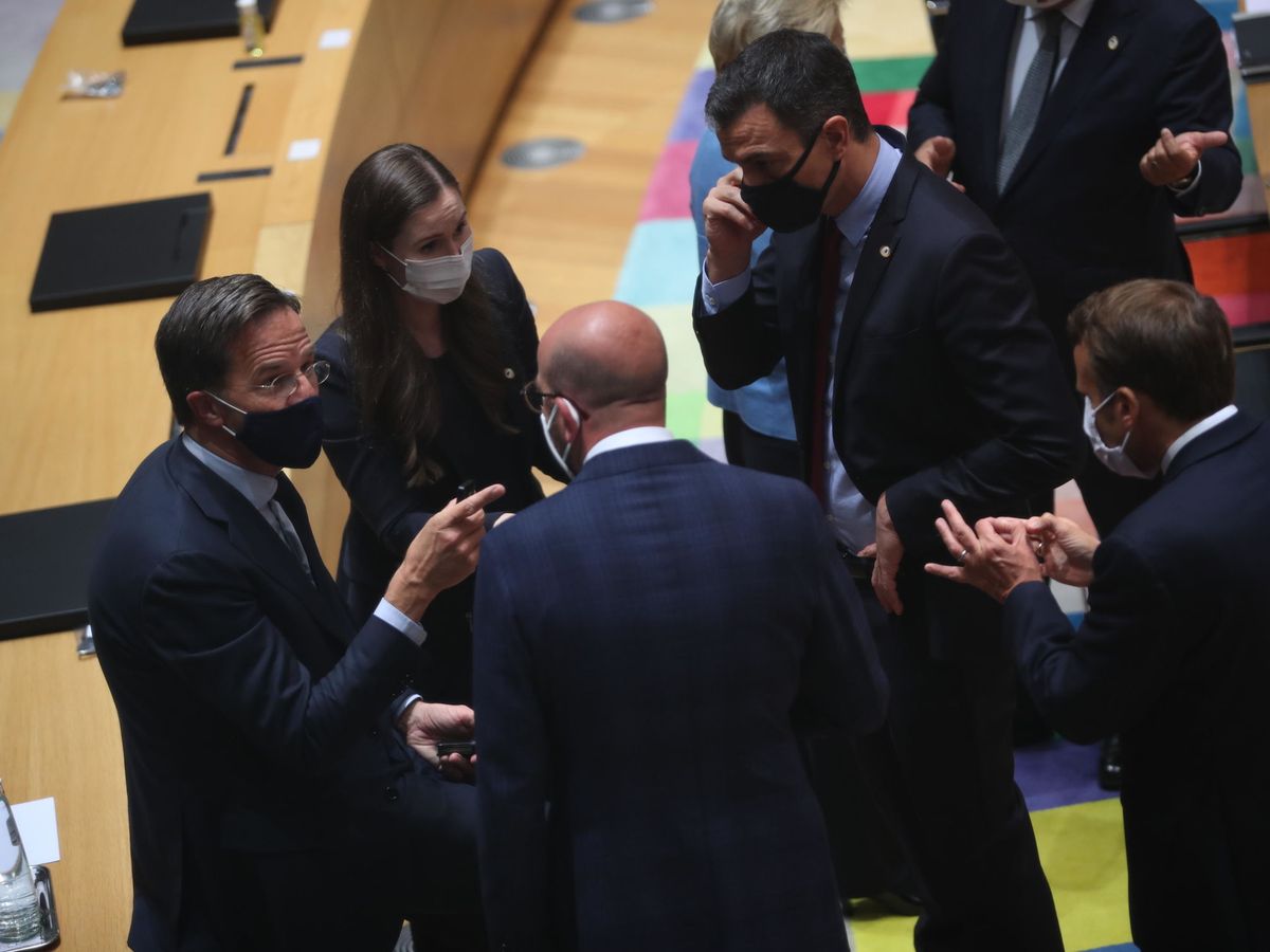 Foto: Líderes europeos discuten durante una cumbre en julio. (EFE)