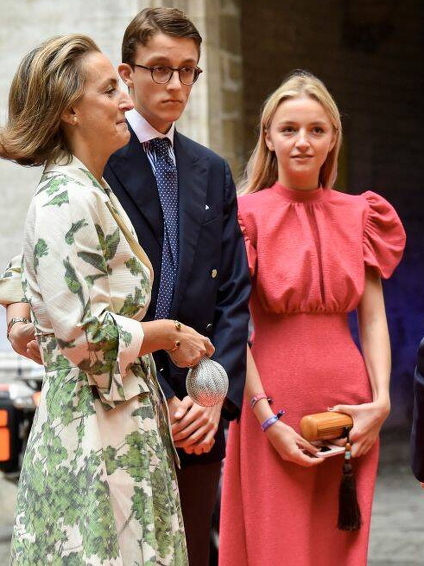 La princesa Claire de Bélgica, con sus hijos. (Getty/Philip Reynaerts)