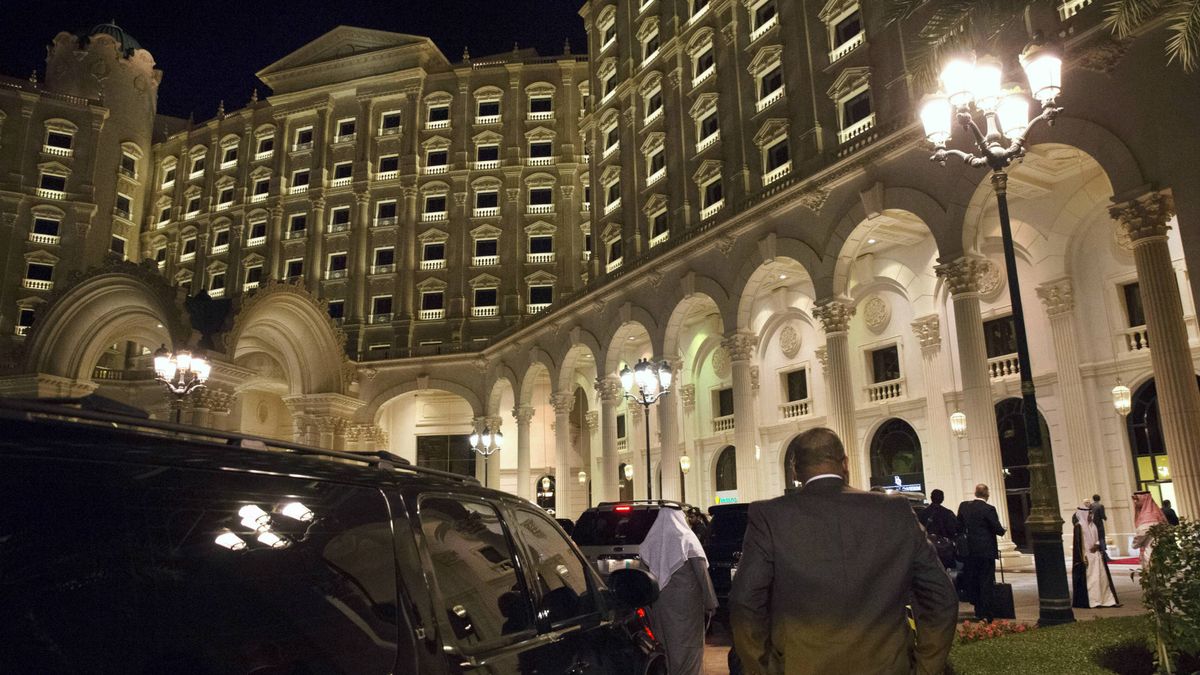 El hotel de cinco estrellas convertido en prisión para los príncipes saudíes 