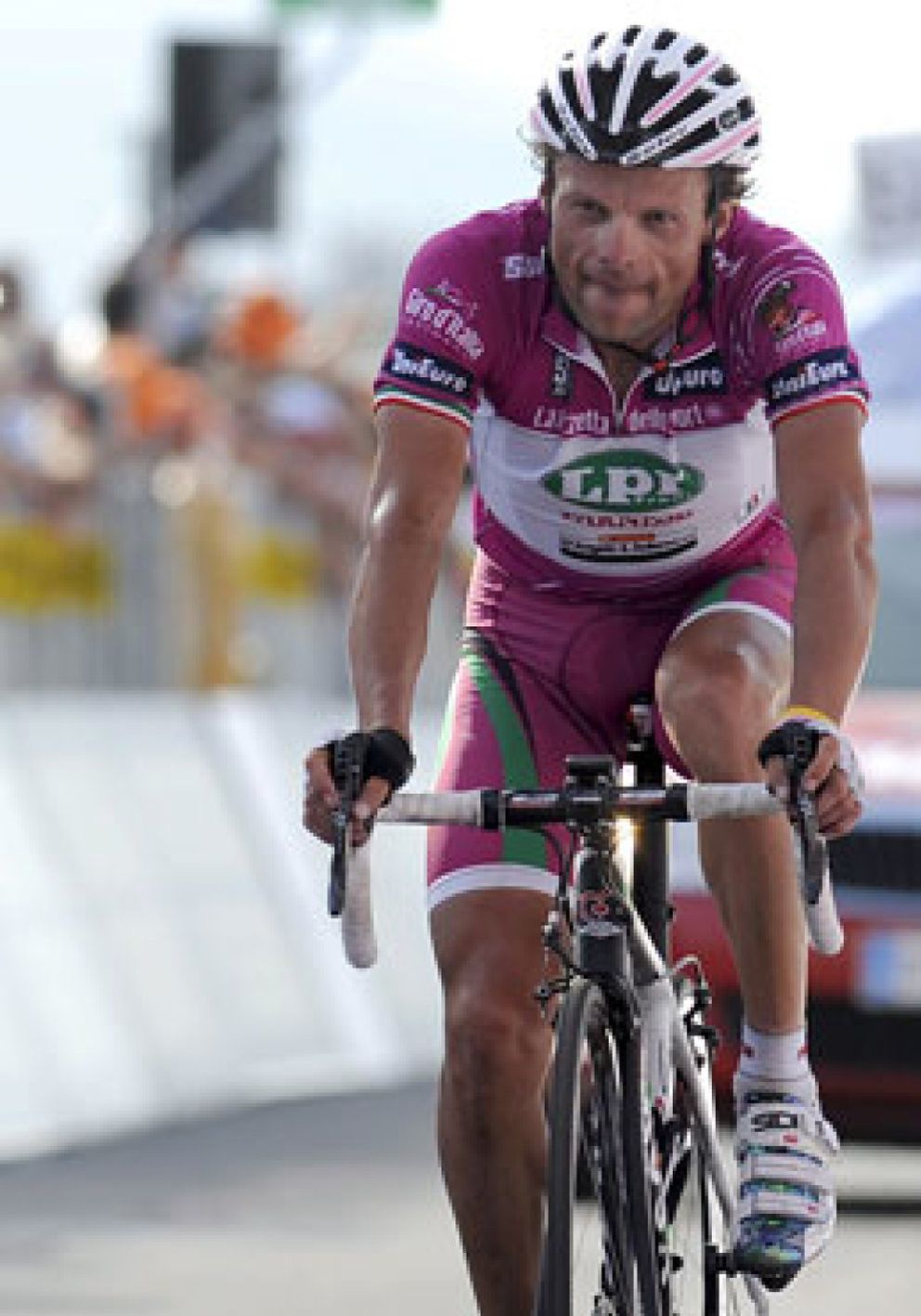 Foto: Di Luca, segundo en el pasado Giro, positivo por CERA