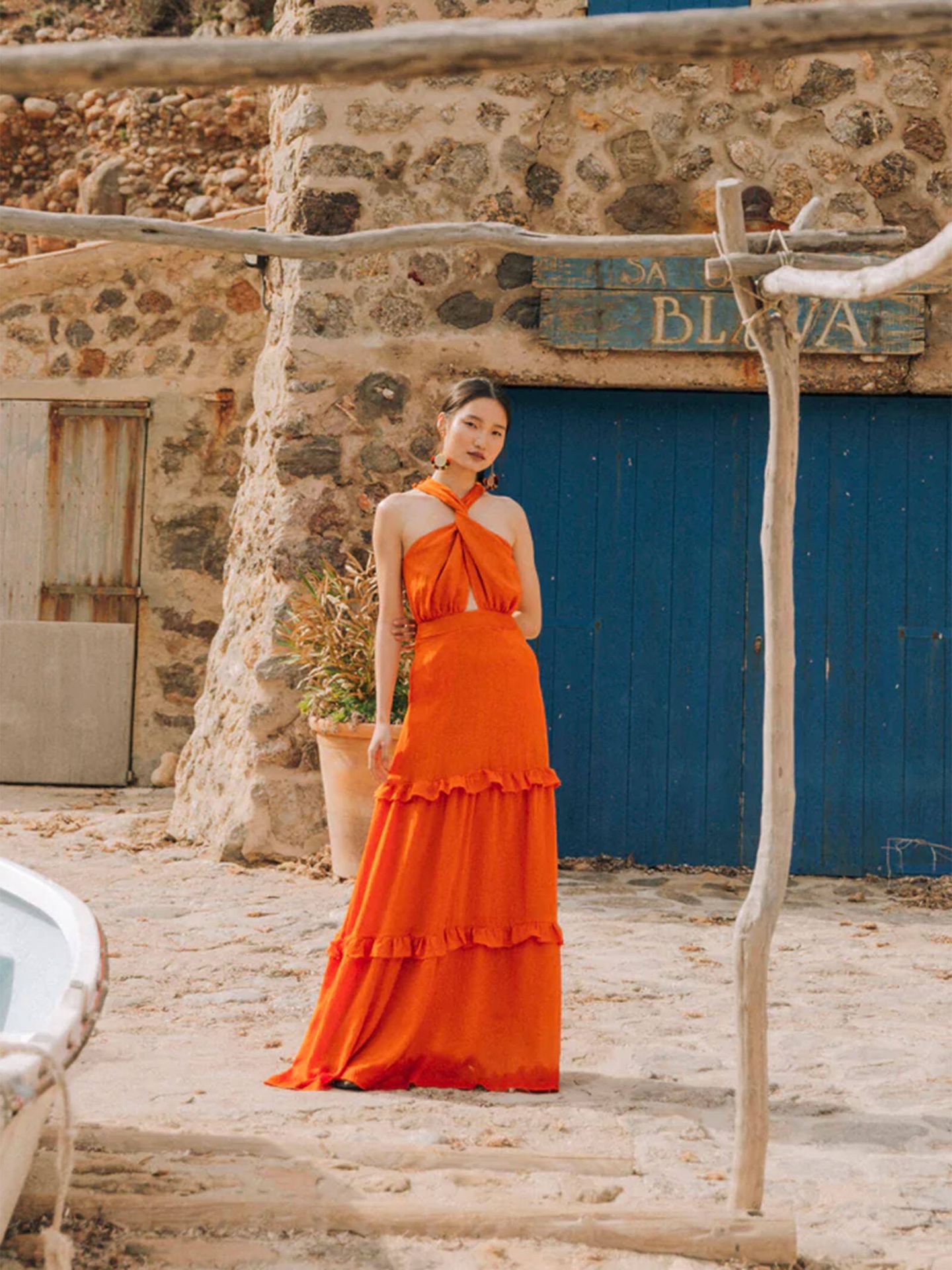 El vestido naranja de Vanderwilde que luce Sofía Bono. (Cortesía)