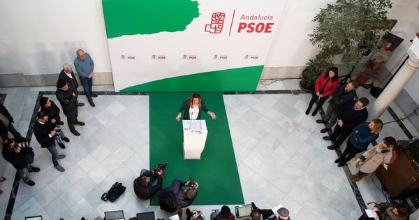 Foto: Susana Díaz, durante su comparecencia en la sede del PSOE andaluz, en la calle de San Vicente de Sevilla, este 11 de enero. (EFE)