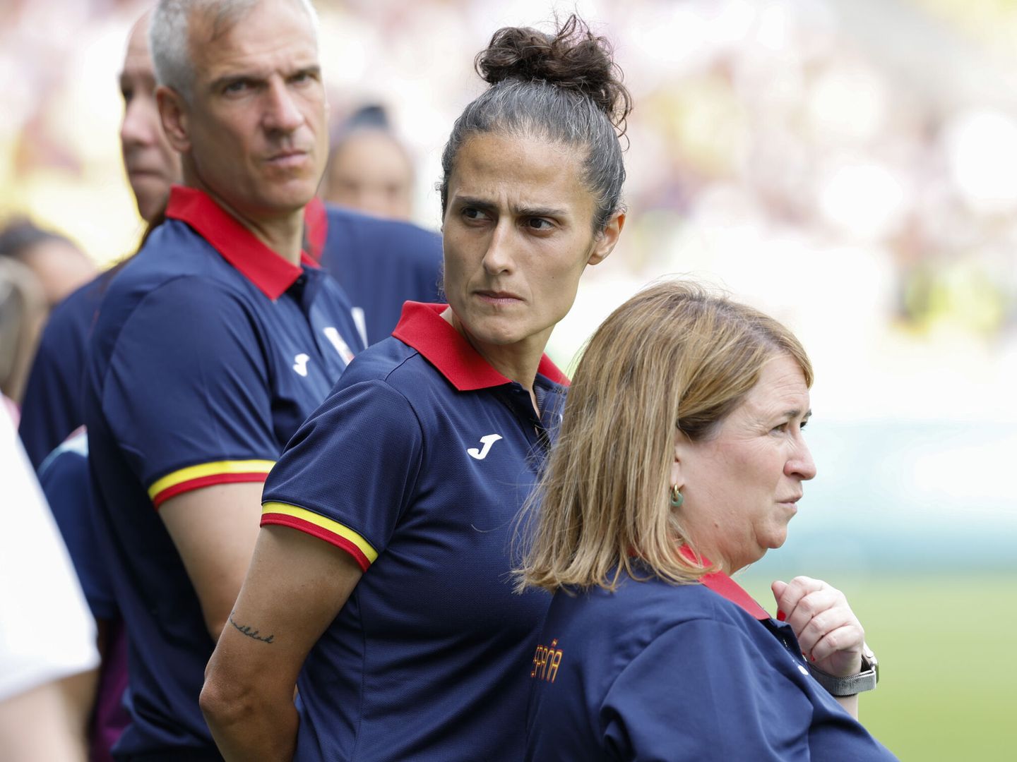 Montse Tomé mira al banquillo en el partido entre España y Japón en los Juegos. (EFE/Miguel Toña) 