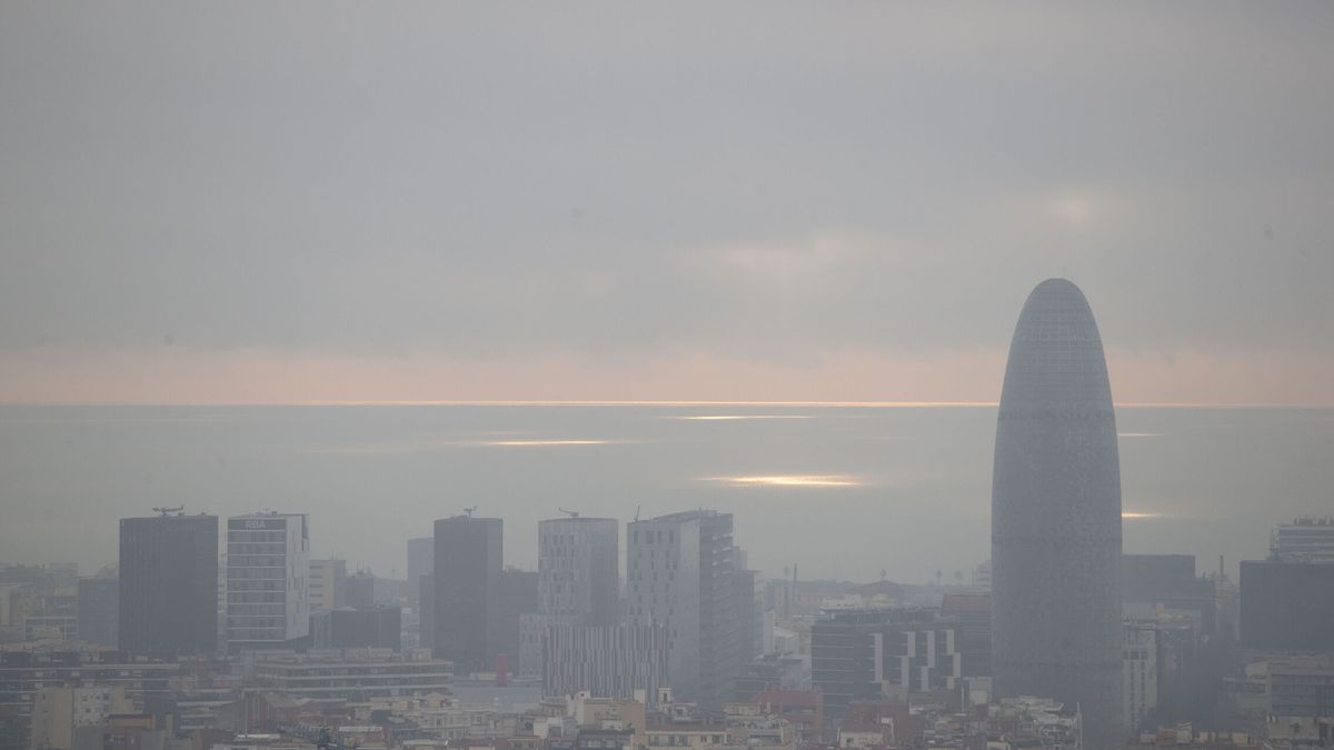 La niebla afecta a 40,5 kilómetros de carreteras en Barcelona, Tarragona y Lleida este miércoles