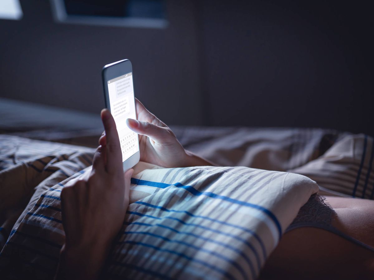 Foto: Consumimos de media 3,07 horas de móvil al día (Foto: iStock)