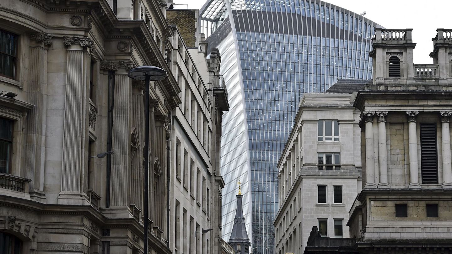 Vista de edificios en la ciudad de Londres. (Reuters)