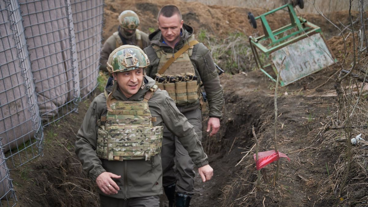 Rusia dice que será posible reducir tensiones en Ucrania si "abandonan las acciones armadas"
