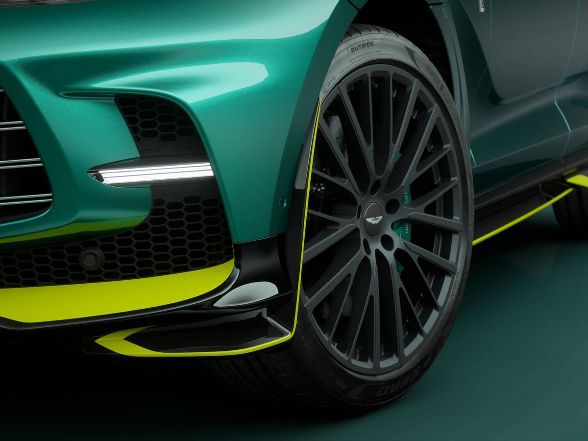 Foto: Por todo el exterior hay detalles en color lima en el kit de la carrocería de carbono. (Aston Martin)