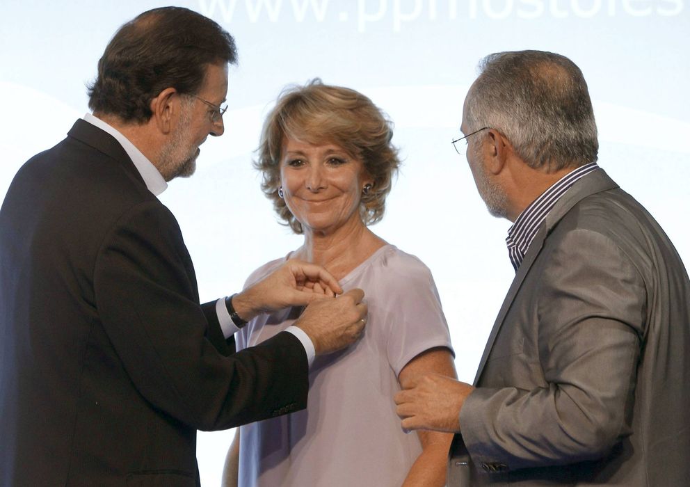 Foto: Mariano Rajoy y Esperanza Aguirre, en una imagen de archivo (EFE).