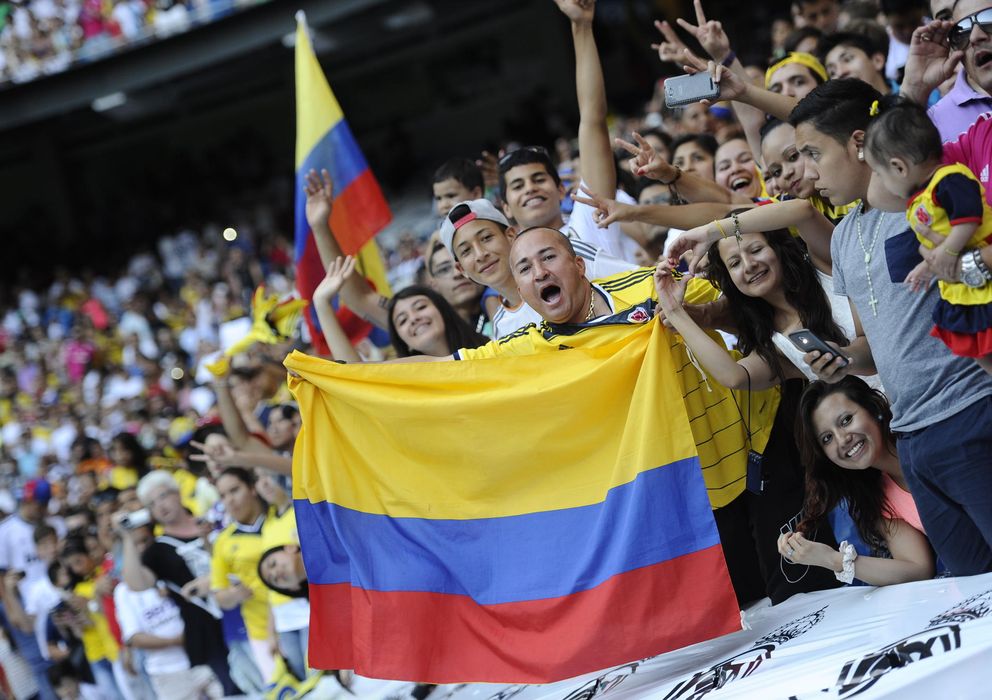 Foto: Abundaron las camisetas amarillas en el Bernabéu (Gtres)
