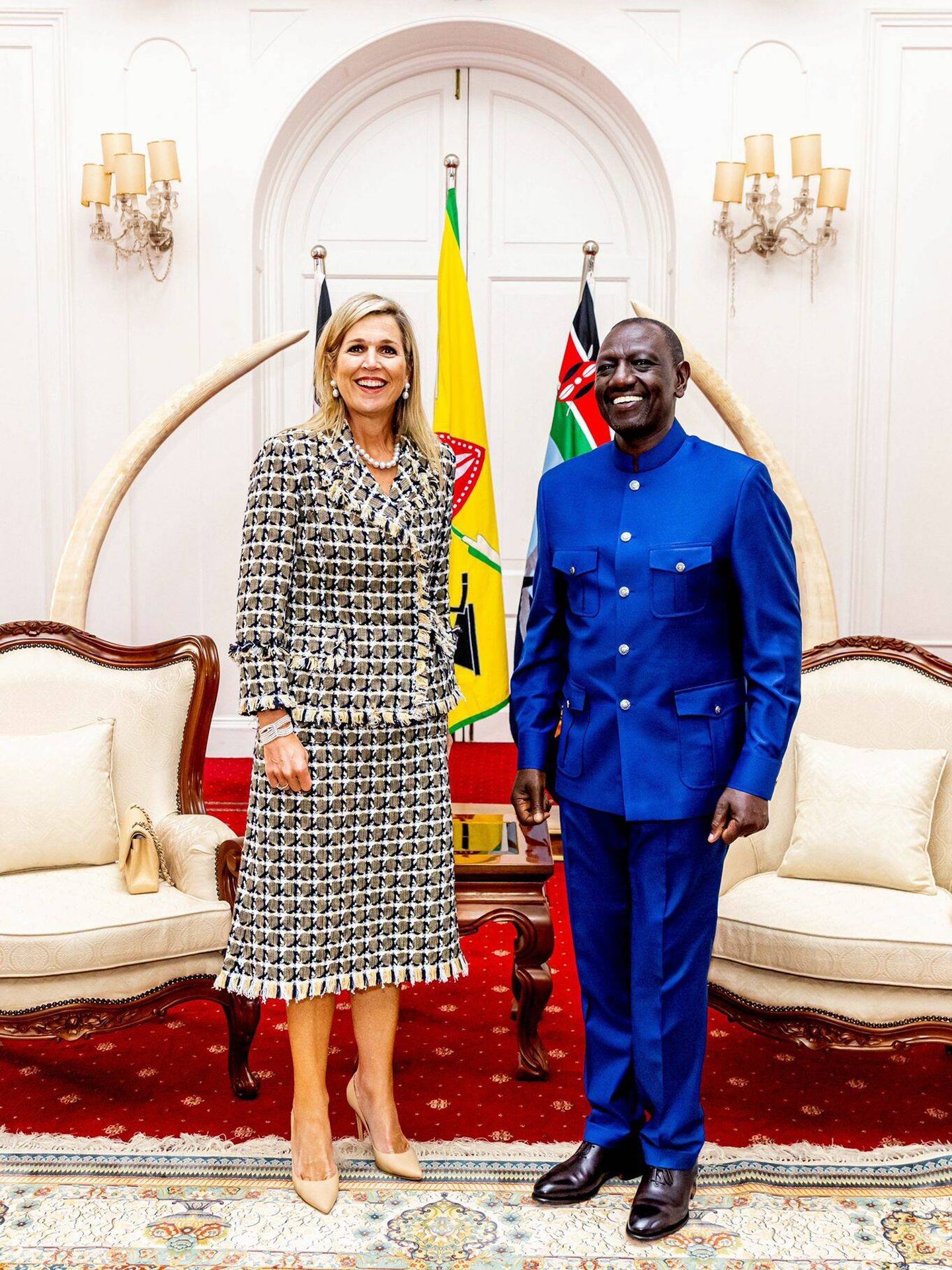 La reina Máxima junto al presidente de Kenia. (CP)