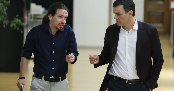 Foto: Fotografía de archivo de los líderes del PSOE, Pedro Sánchez (d), y de Podemos, Pablo Iglesias. (EFE)