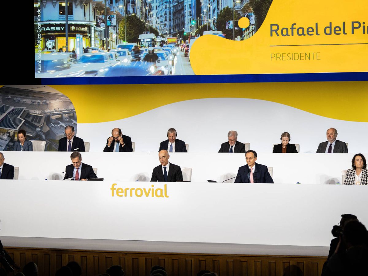 Foto: Junta de accionistas de Ferrovial de 2023. (Jon Imanol Reino)