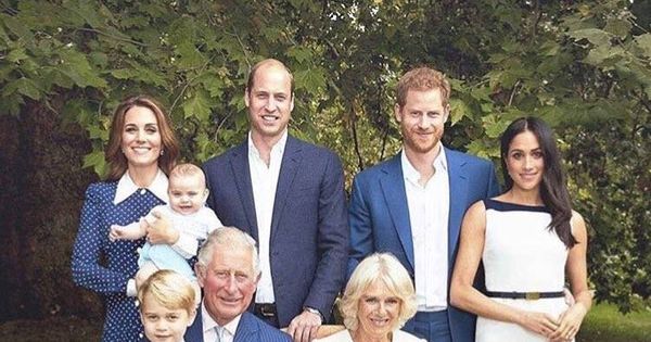Foto: El príncipe Carlos y familia. (Clarence House)
