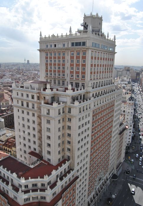 Foto: Edificio España. (E. Sanz)