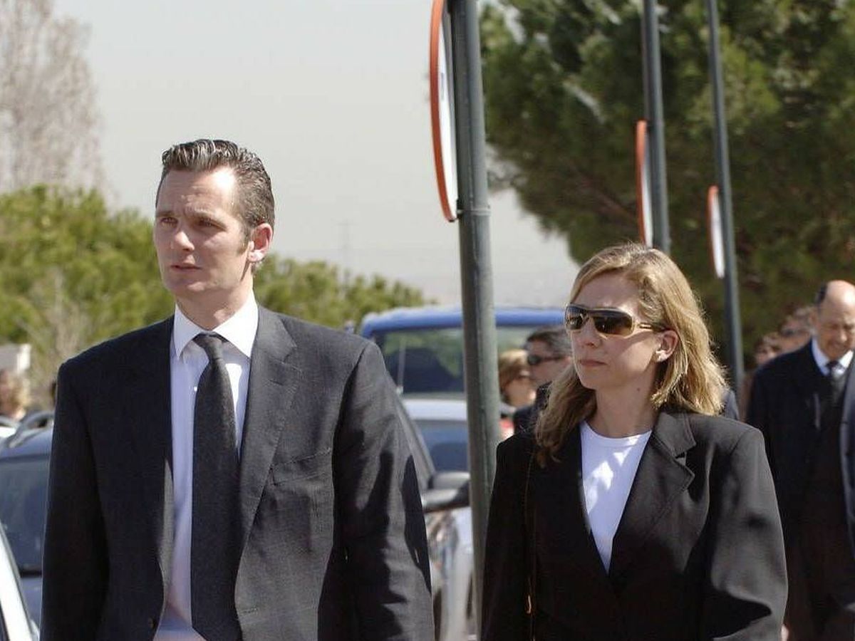 Foto: Iñaki Urdangarin y la infanta Cristina, en el funeral de Jesús Rollán. (Gtres)