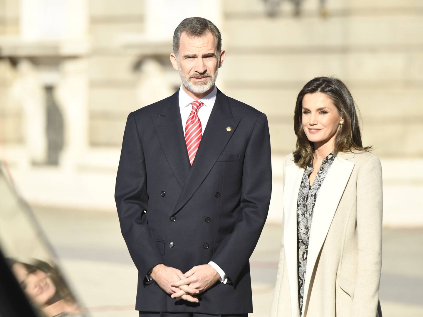 Los Reyes presiden el recibimiento oficial al presidente de Perú y su esposa. (Limited Pictures)