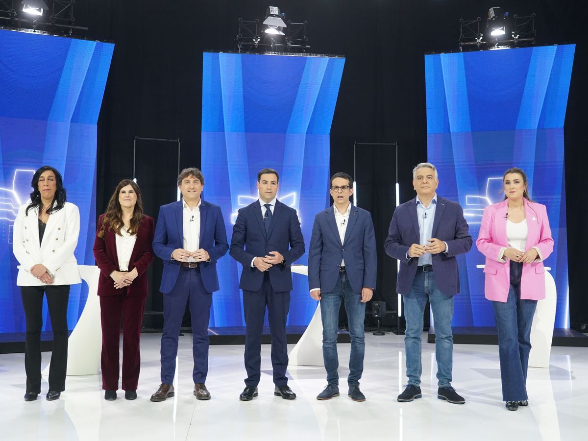 Foto: Debate electoral con los candidatos y candidatas a 'lehendakari' el próximo 21 de abril. (Europa Press H.Bilbao)