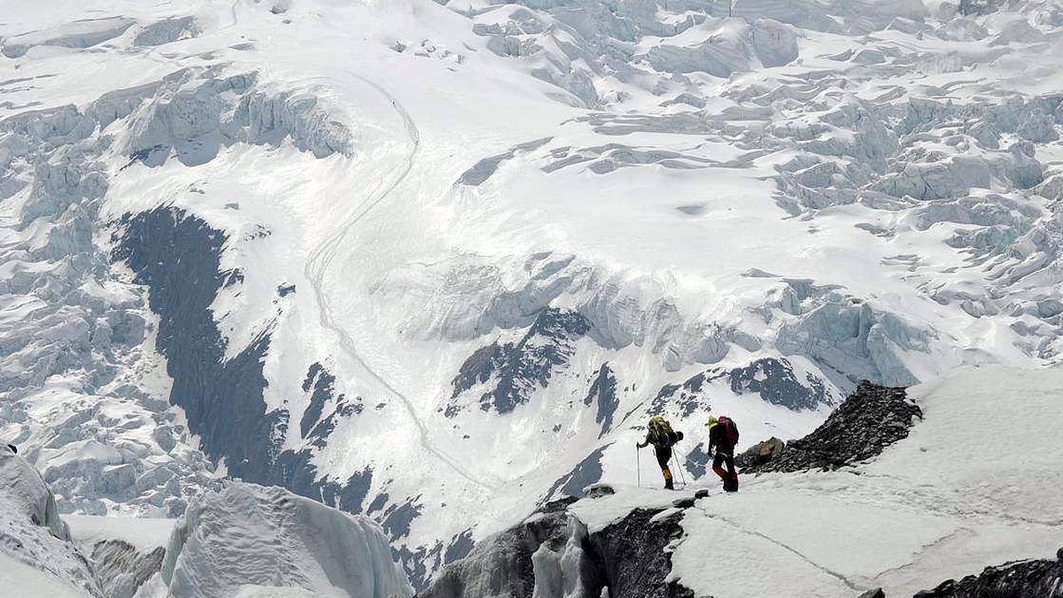 Desaparecen siete excursionistas tras una avalancha cerca del Monte Annapurna