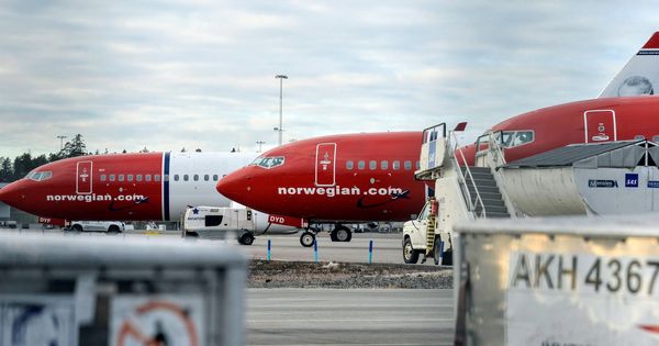 Foto: Aviones Boeing 737-800 de Norwegian Airlines, aparcado en el aeropuerto de Arlanda en Estocolmo. (EFE)