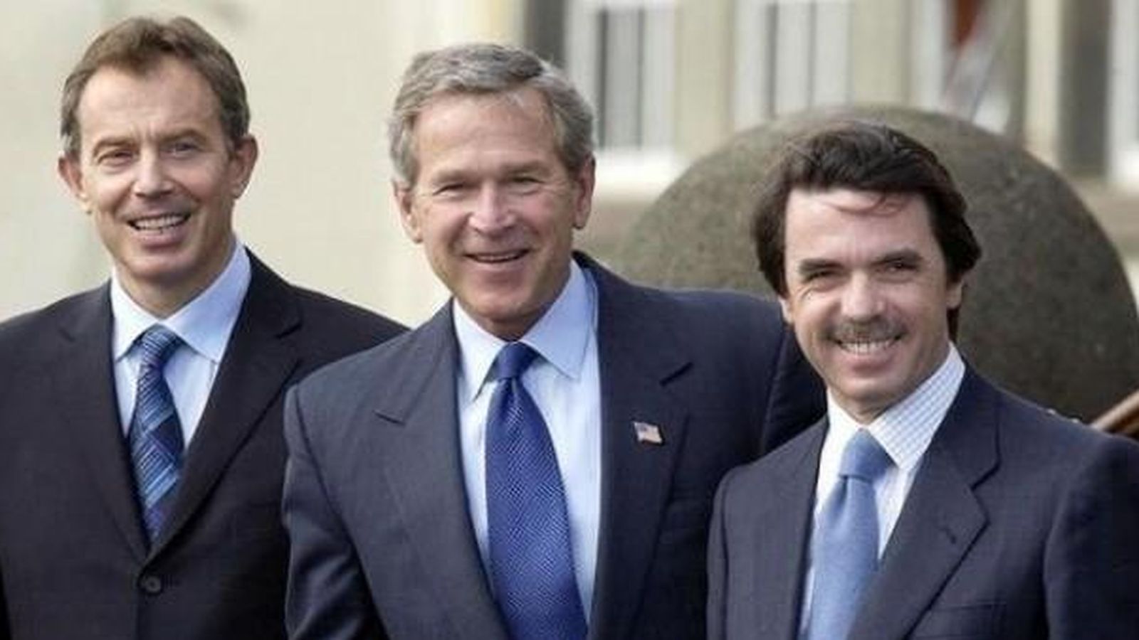 Foto: Tony Blair, George Bush y José María Aznar, durante la cumbre de Las Azores. (EFE)
