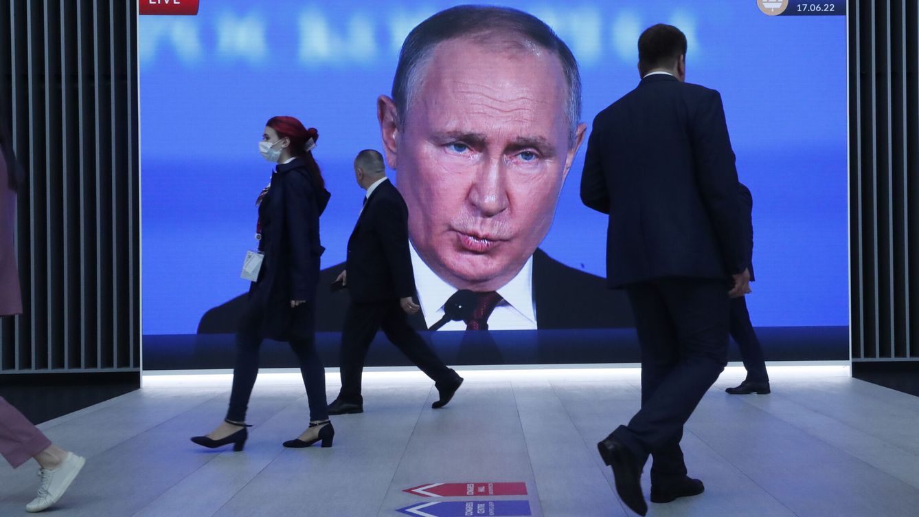 Foto: Vladímir Putin, durante el Foro Económico Internacional de San Petersburgo. (Reuters/Anton Vaganov)