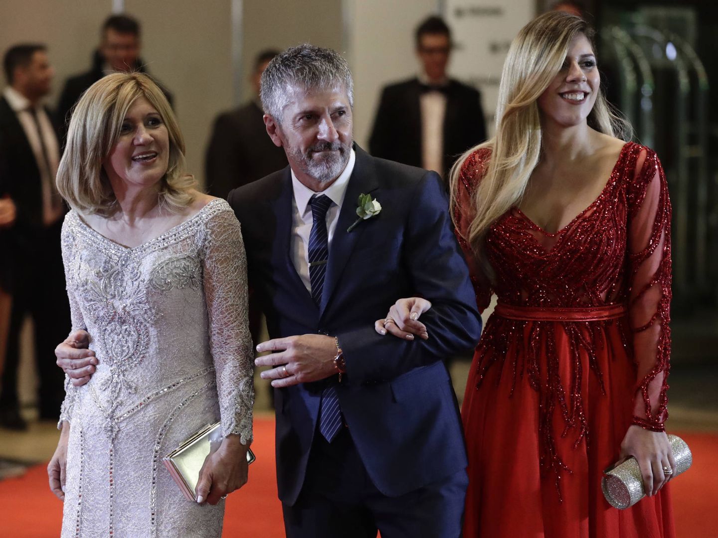 Los padres de Messi junto a su hija, María Sol. (Gtres)