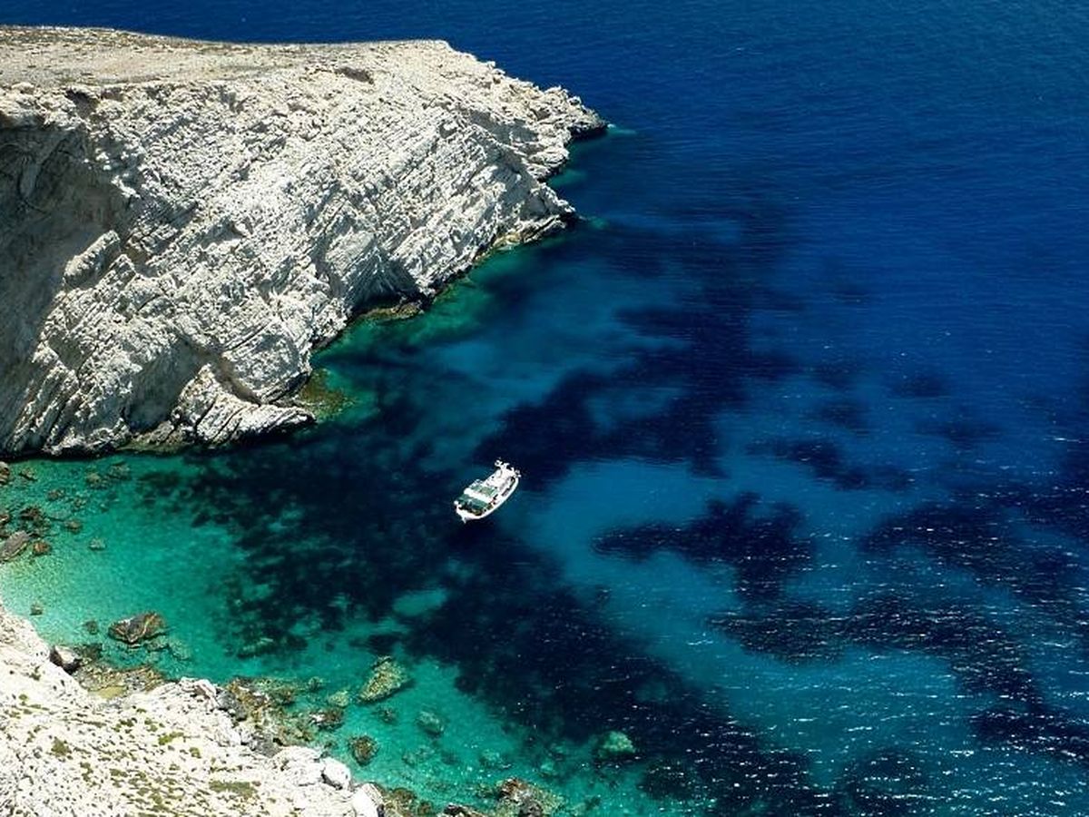 Foto: La isla de Anticitera, un lugar donde te pagan 500 euros al mes por vivir. (CC)