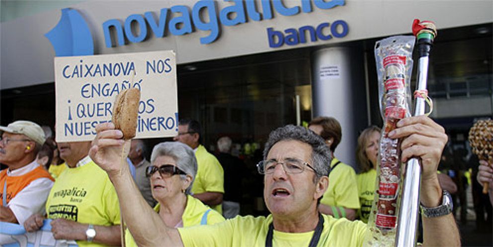 Foto: Casi 500 familias gallegas recuperan su dinero de preferentes mediante el arbitraje de Consumo