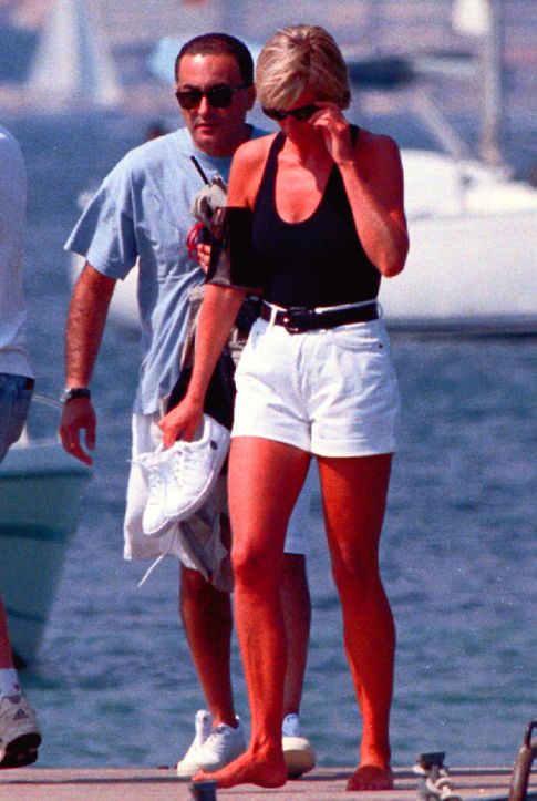 La princesa Diana y Dodi Al Fayed en Saint Tropez (Gtres)