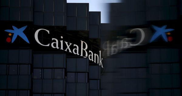 Foto: La sede de Caixabank en Barcelona. (Reuters)