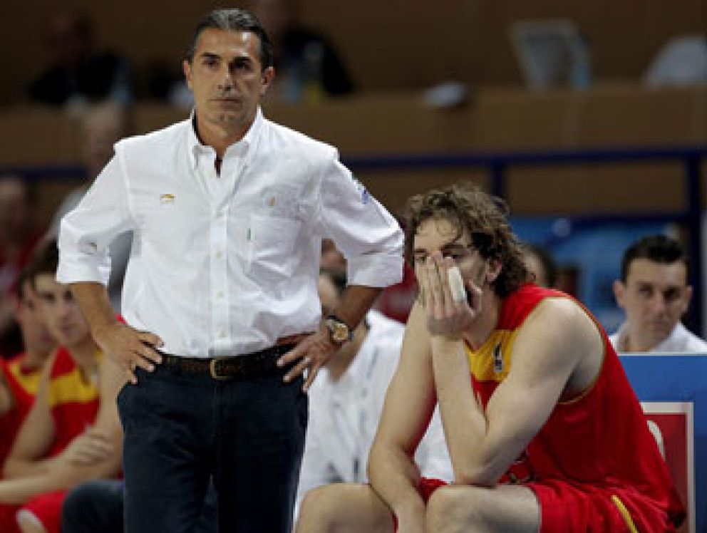 Foto: Los fallos hunden a España en su debut ante Serbia
