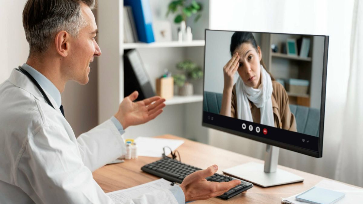 Videoconsultas, trámites 'online'... Así son los nuevos seguros de salud