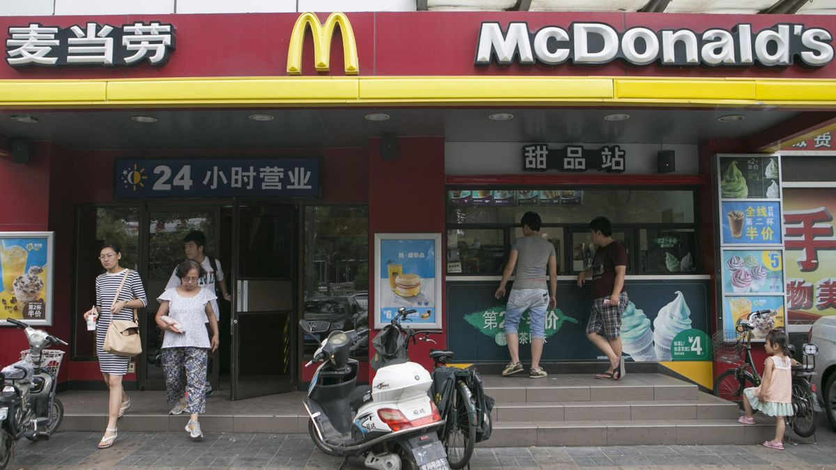 McDonald's racionará las patatas fritas en Japón un mes más por la crisis de suministros