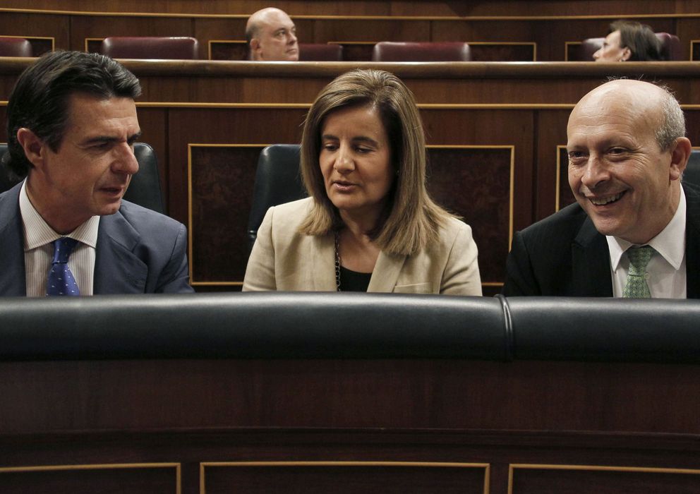 Foto: Wert, en la sesión de control al Gobierno de ayer (EFE).