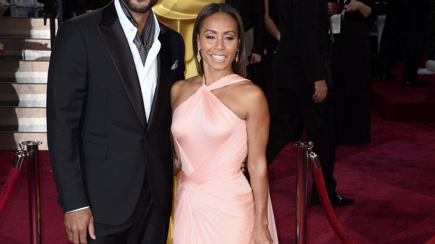 Will Smith con su mujer en una imagen de archivo en la gala de los Oscar. (EFE)