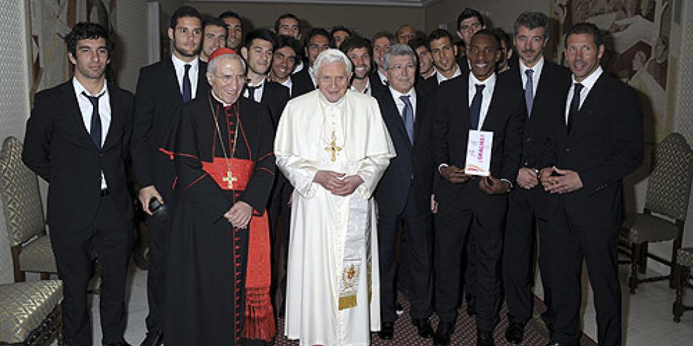 Foto: Enrique Cerezo, tras ser recibido por el Papa: "Estamos bendecidos para jugar bien y marcar"