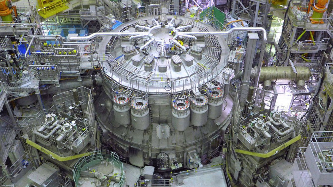 Foto: El reactor de fusión japonés JT-60SA. (QST)